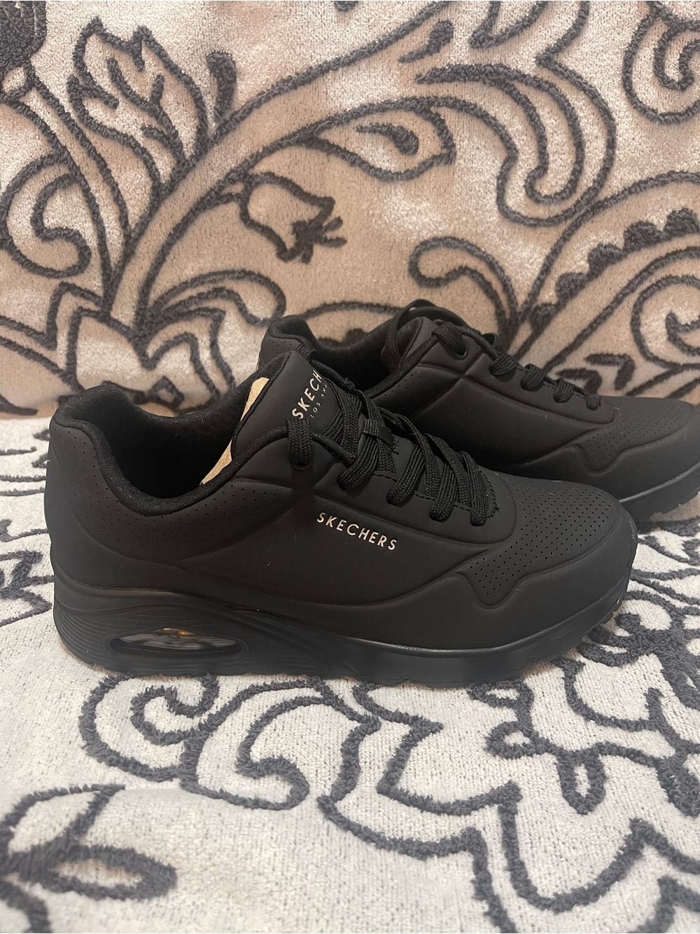 Skechers Women's All-Black Cushioned Athletic.